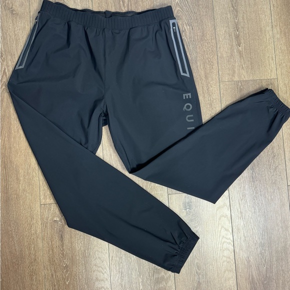 Equinox Black Performance Jogger size L - Picture 2 of 12